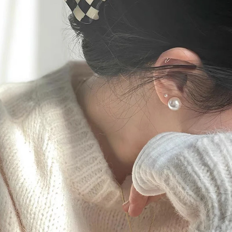 Корейские Серебряные Круглые серьги с жемчугом S925 в стиле ретро, Универсальные заколки для ушей с жемчугом в Гонконгском стиле, Модные Аксессуары для женщин . ' - ' . 0