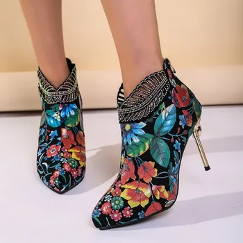 2023 г. Большие Новые Кожаные Сапоги На Высоком Каблуке В Винтажном стиле С Вышитой Сеткой На Тонком Каблуке Baotou Fashion Fashion Shoes